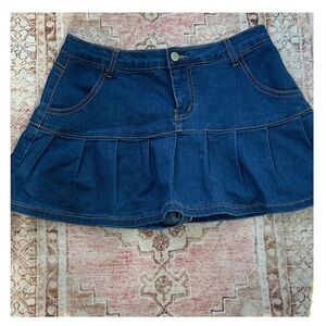 Cider Y2K Denim Pleated Mini Skort